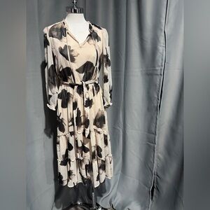 Simply Vera Vera Wang ladies Floral dress size S